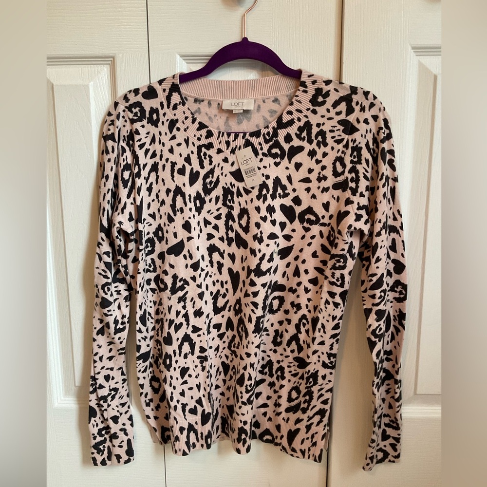 Ann Taylor Loft Outlet Lightweight sweater Size M NWT